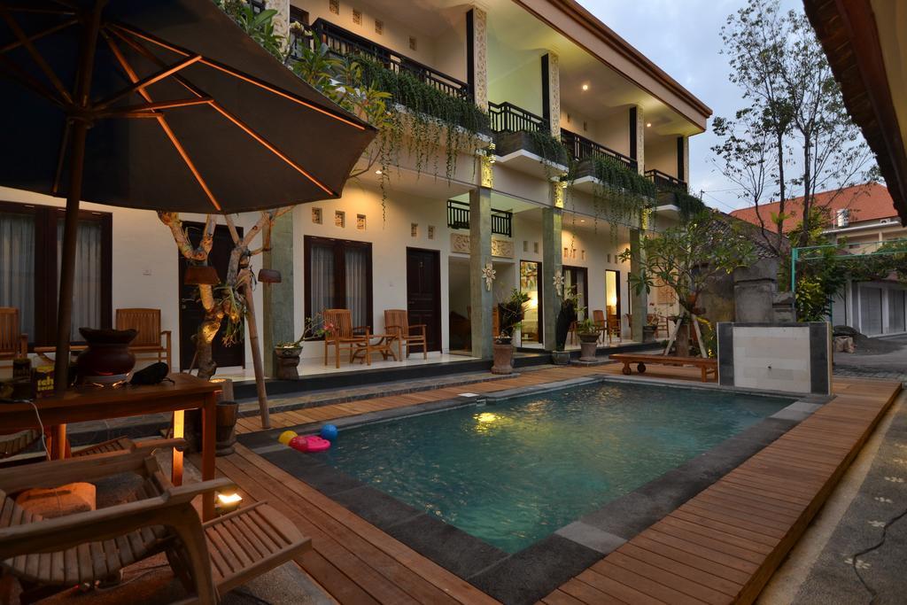 Pujihouse One Apartment Legian  Bagian luar foto